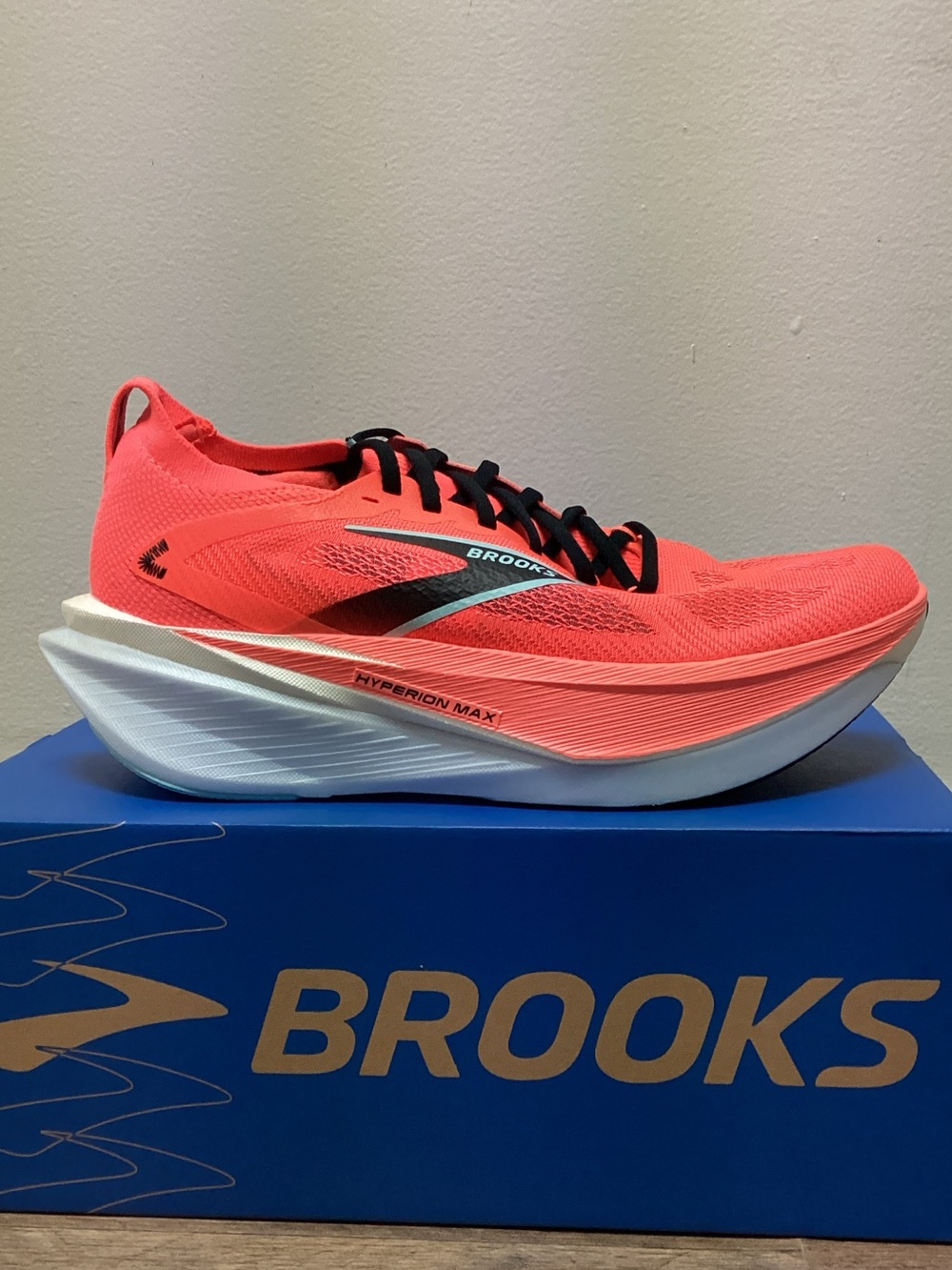 Men’s Brooks Hyperion Max 3